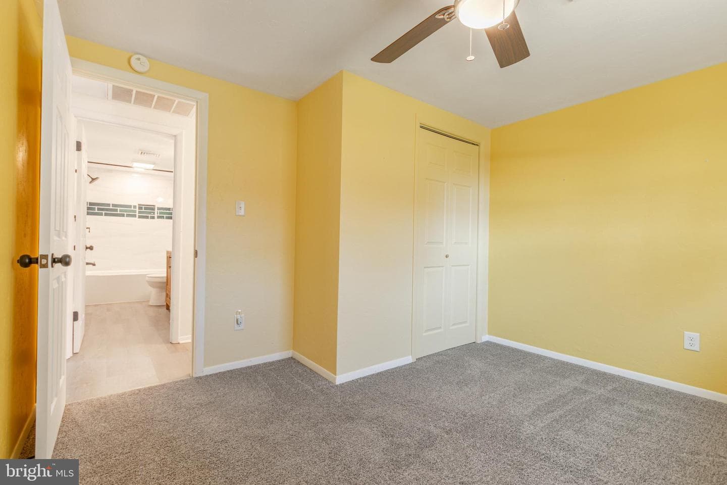 282 E Broadway photo 31