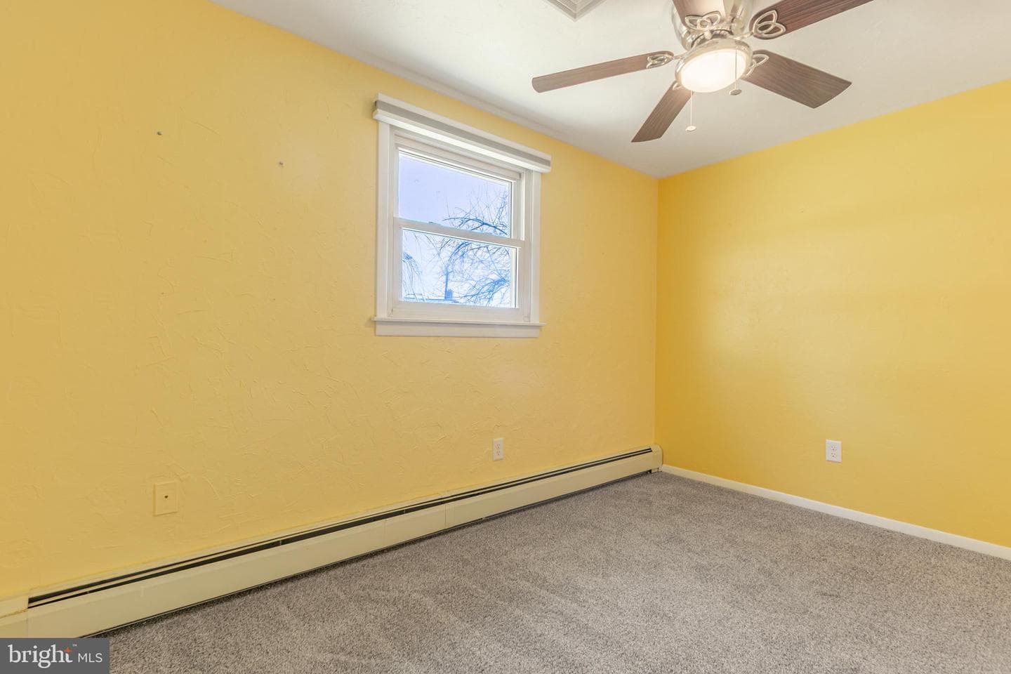 282 E Broadway photo 32
