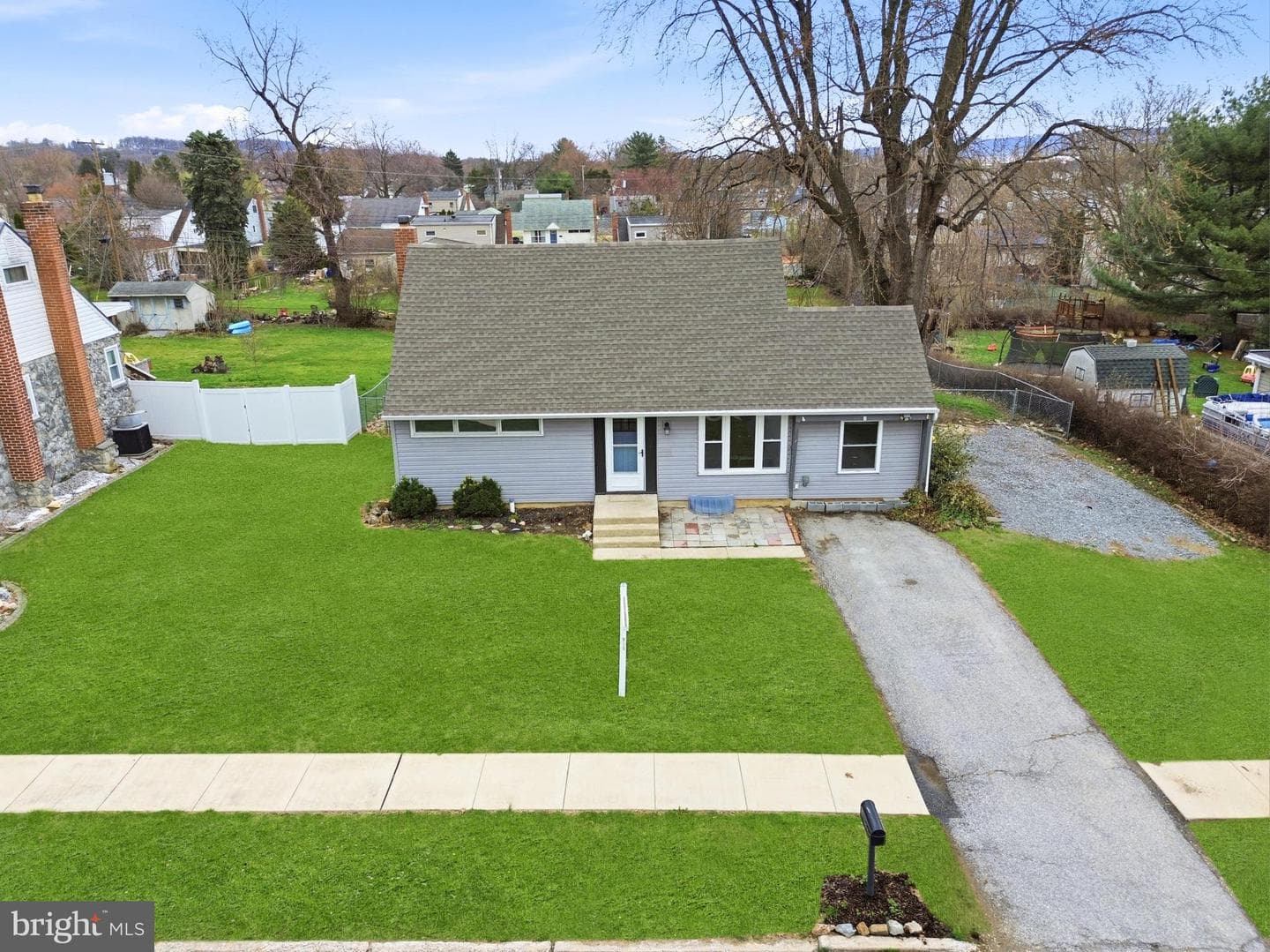 139 Sylvan Drive photo 40