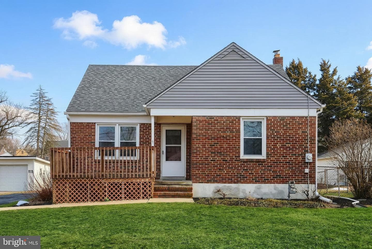 2180 Hess Road photo 2