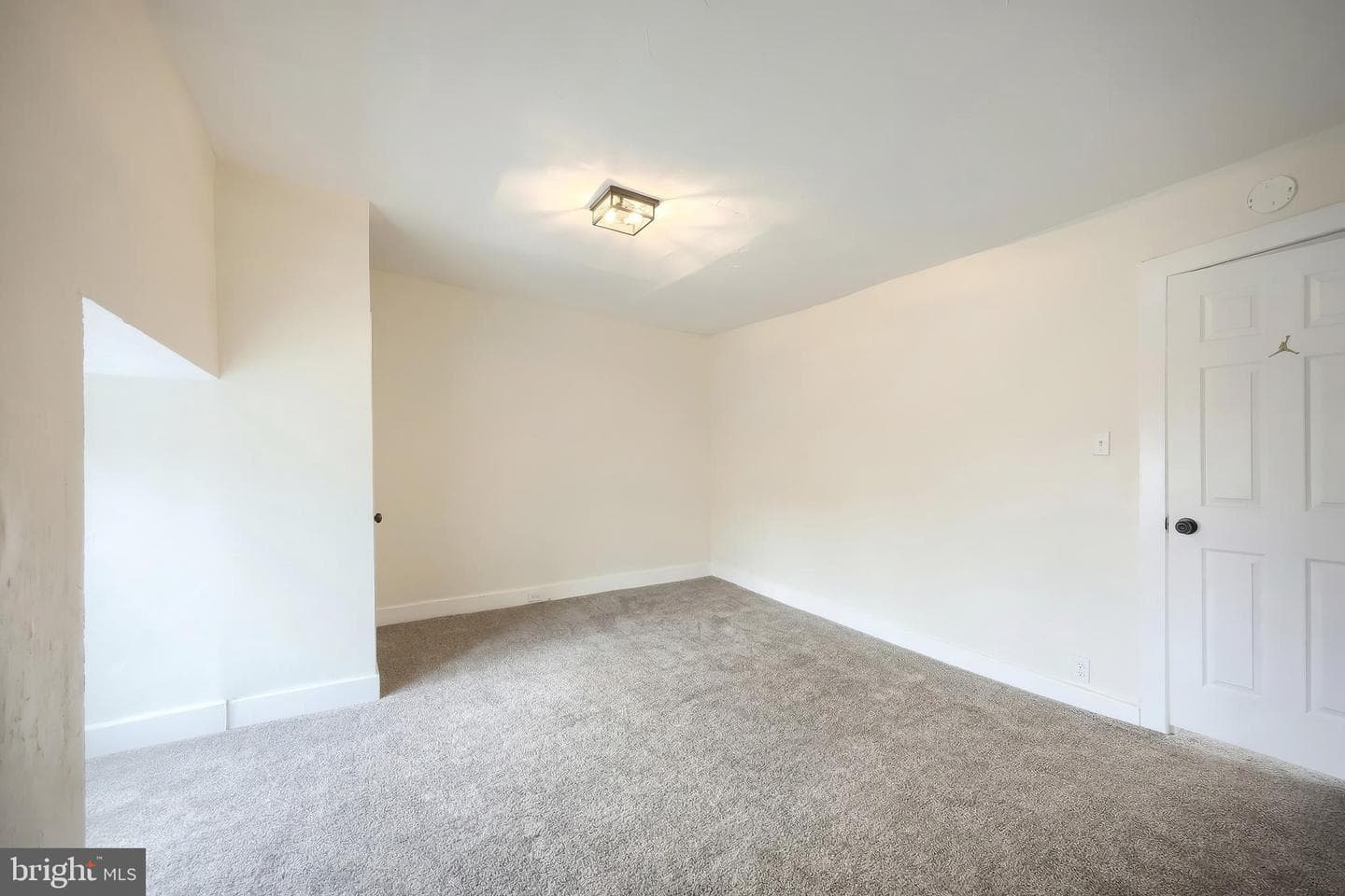 442 E Prospect Street photo 27