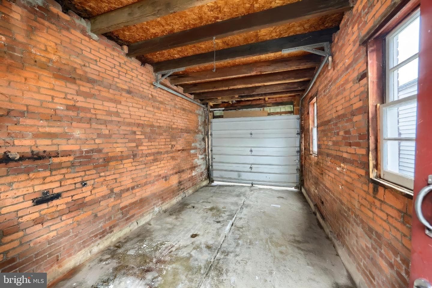 442 E Prospect Street photo 30
