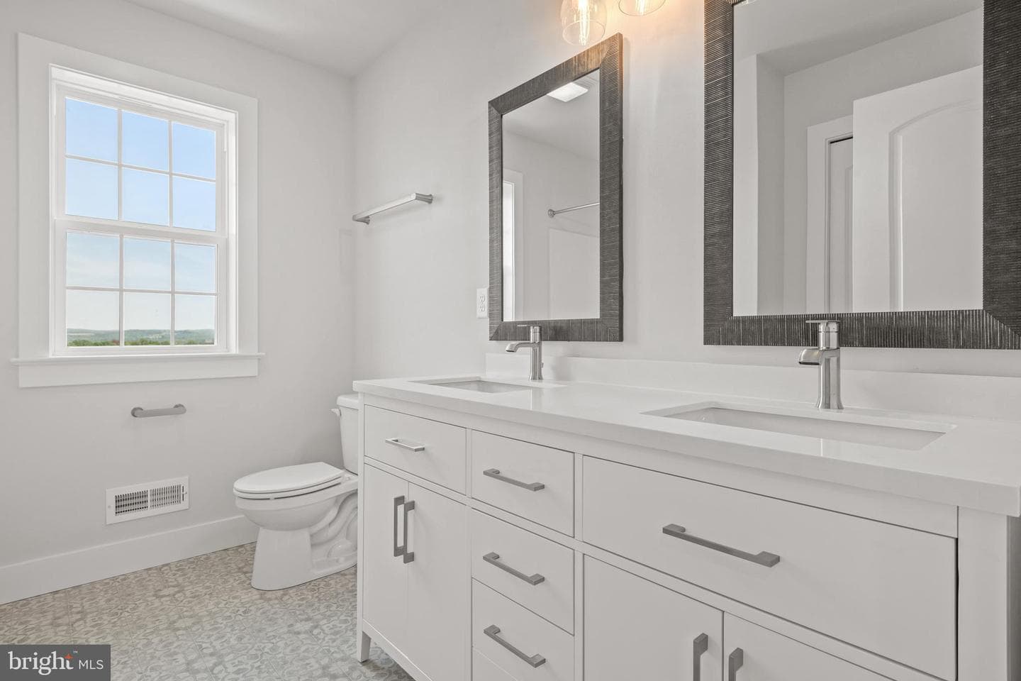 502 Winding Way #windsor Model photo 37