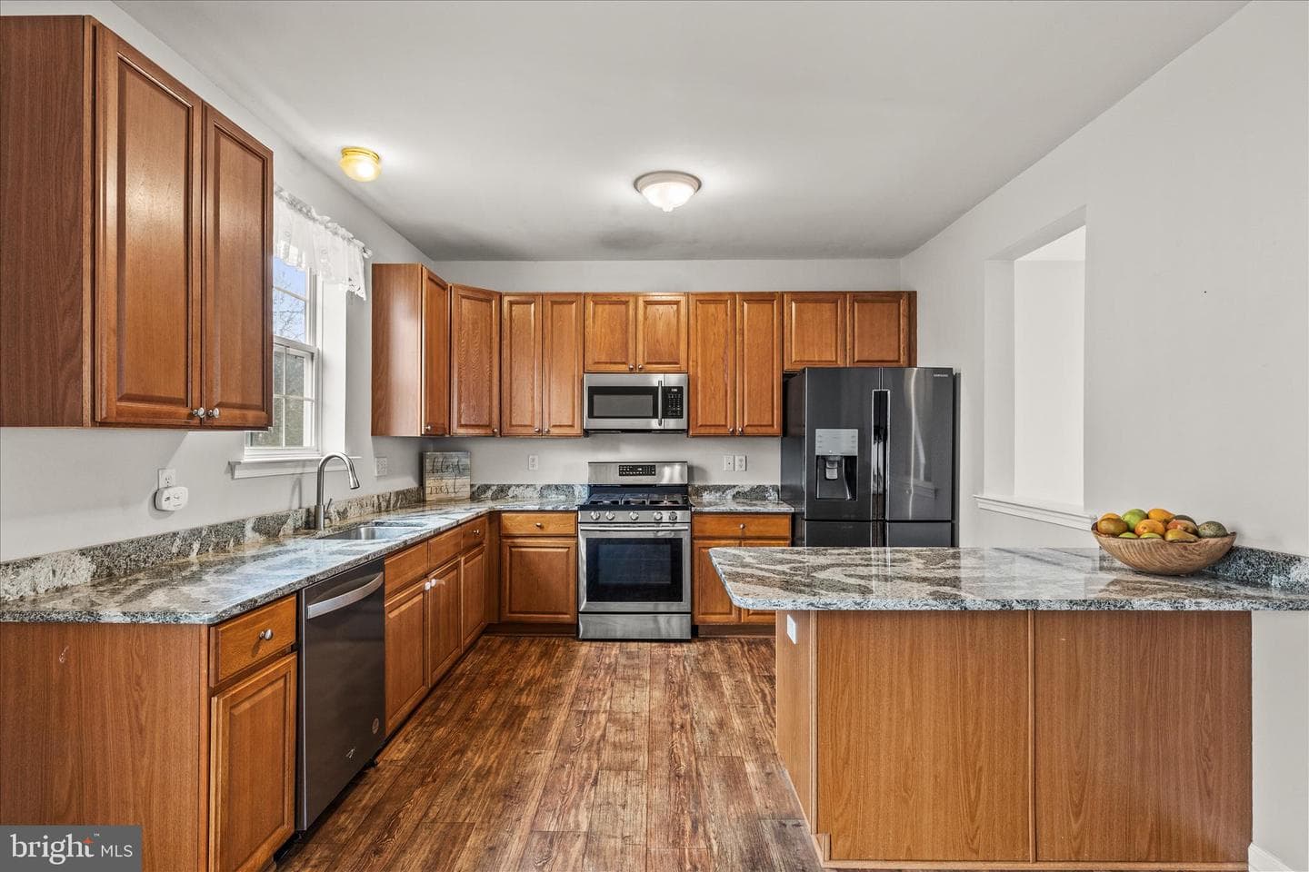 505 Marion Road photo 15