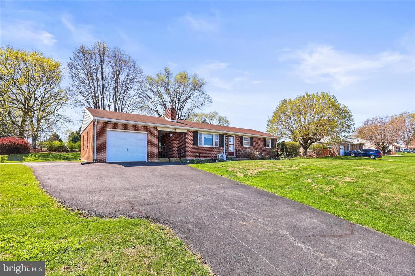 3530 E Prospect Road photo 3