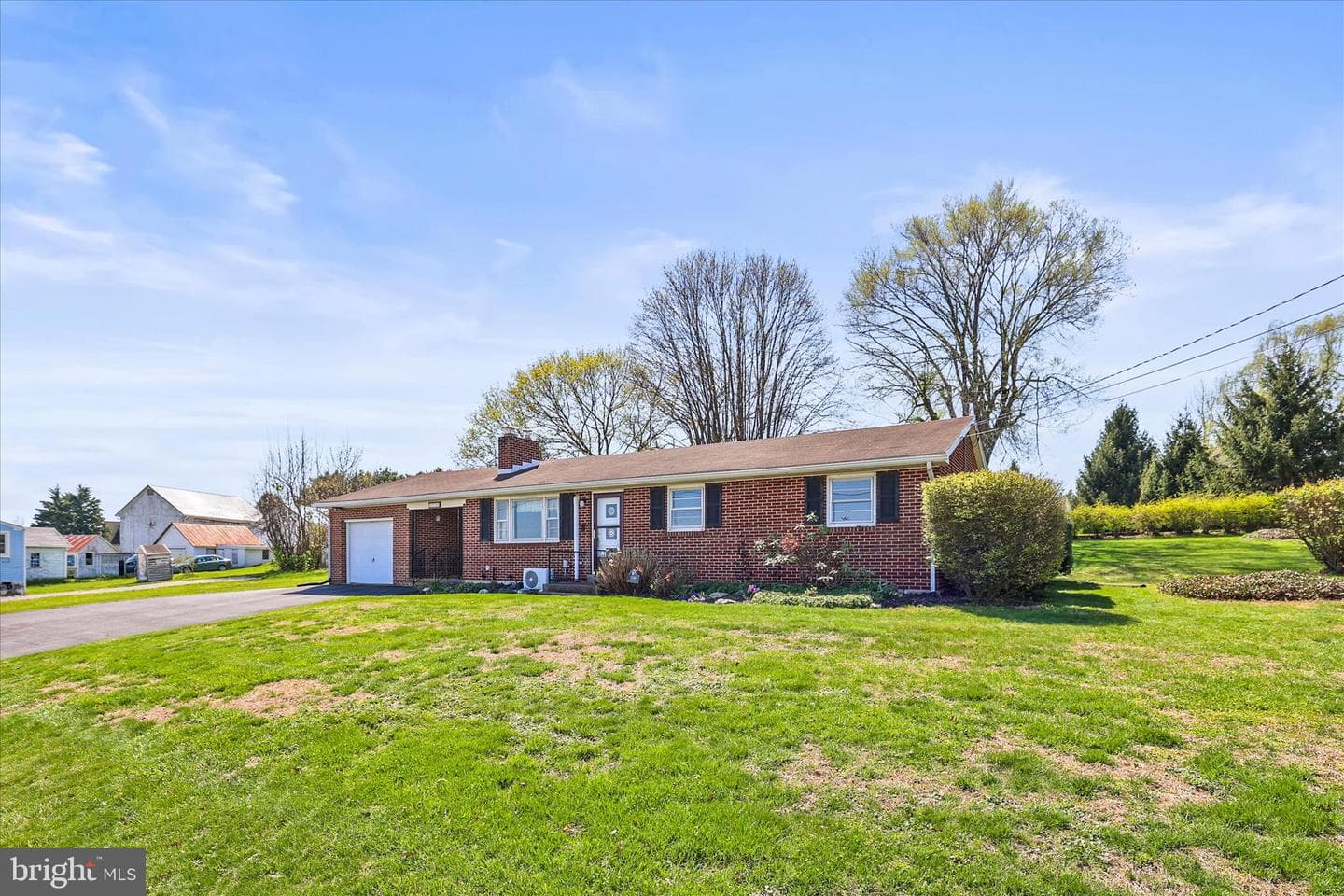 3530 E Prospect Road photo 5