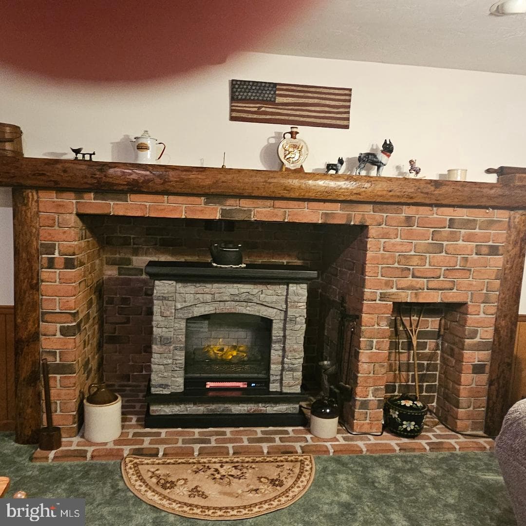11 Narrow Road photo 7