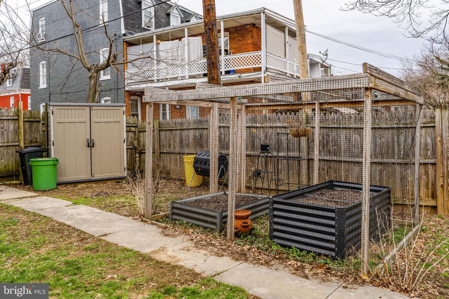 833 S Beaver Street photo 35