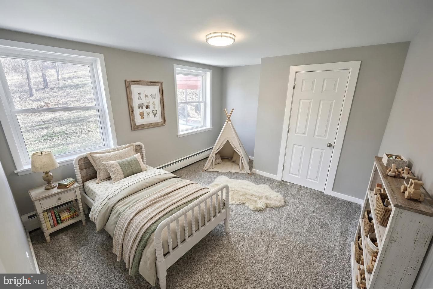905 Chambers Road photo 11