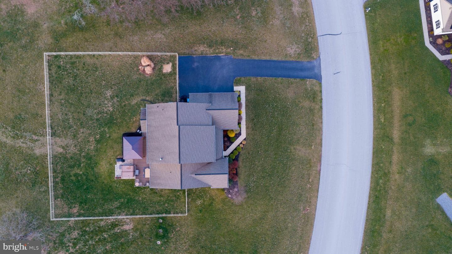 8 Ivanhoe Lane photo 83