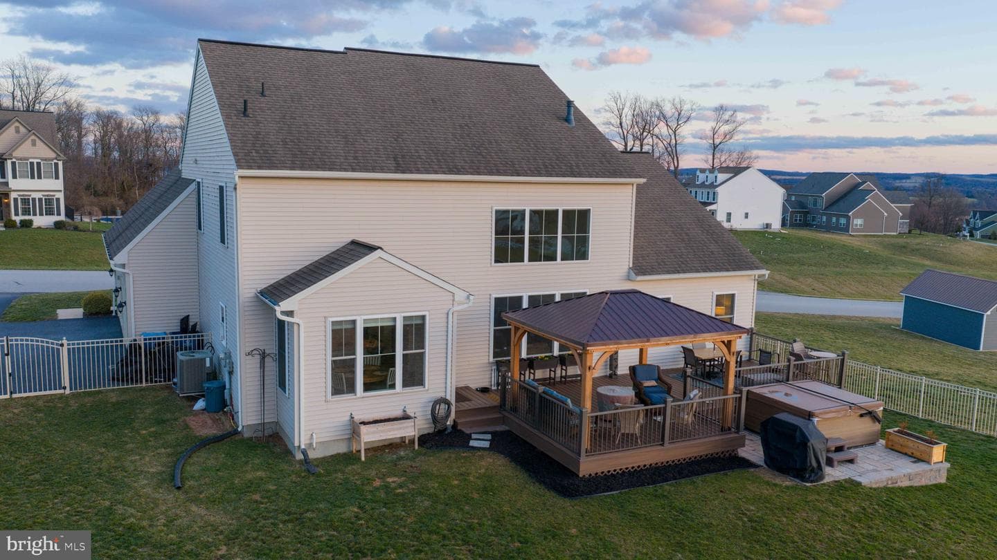8 Ivanhoe Lane photo 87