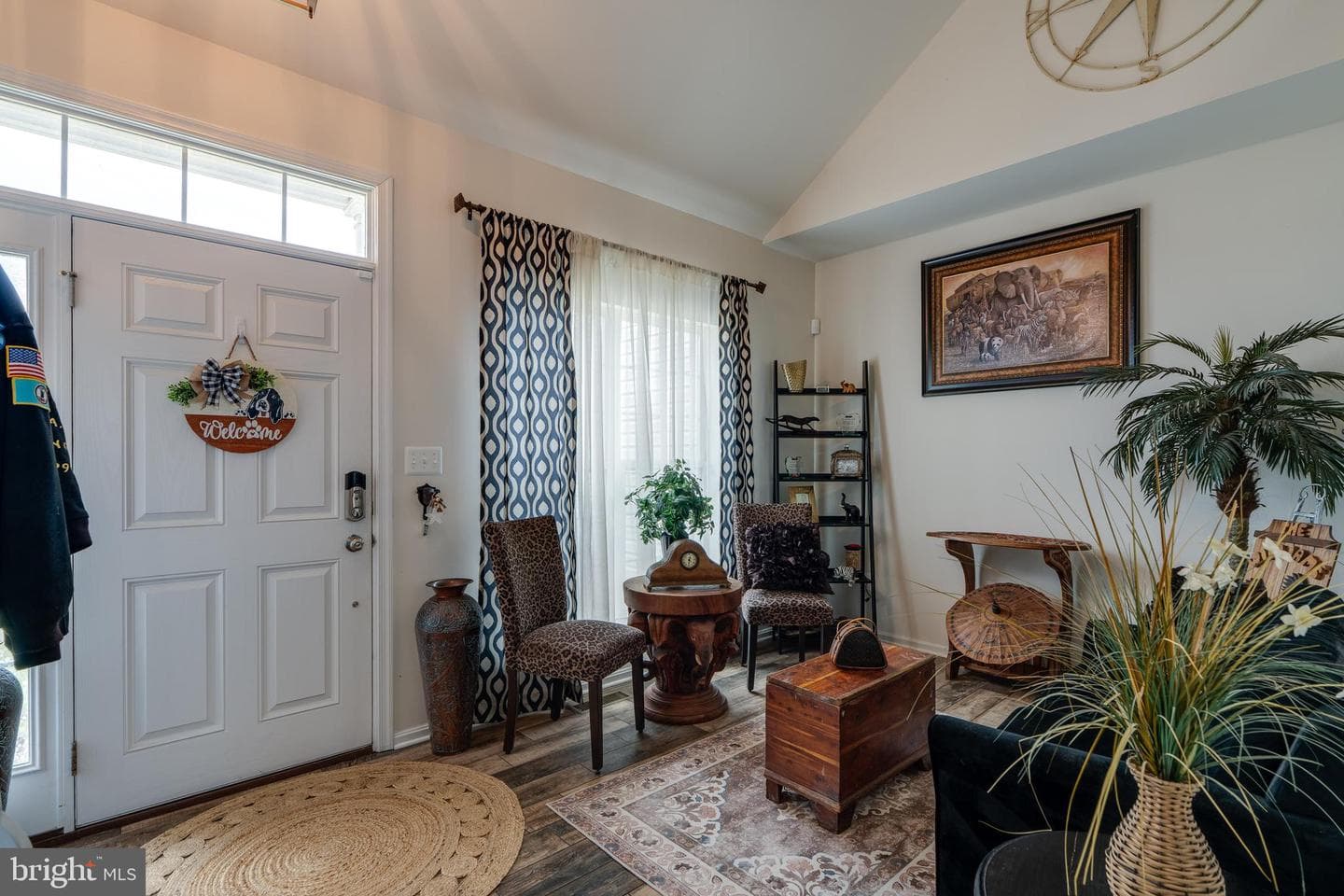 608 Misty Hill Drive photo 2