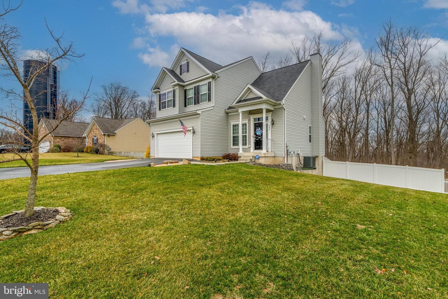 608 Misty Hill Drive photo 43