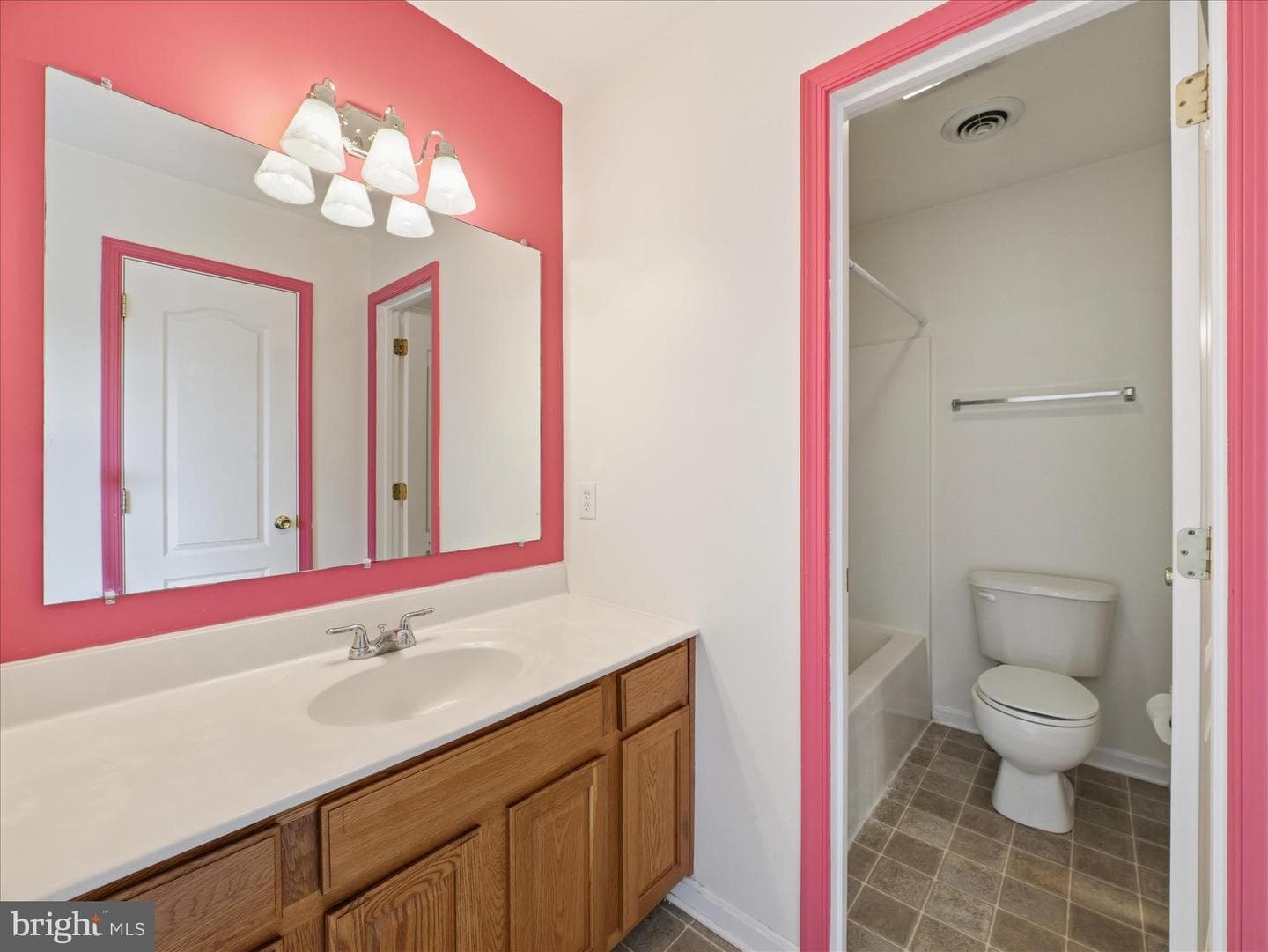 104 Frogtown Road photo 28