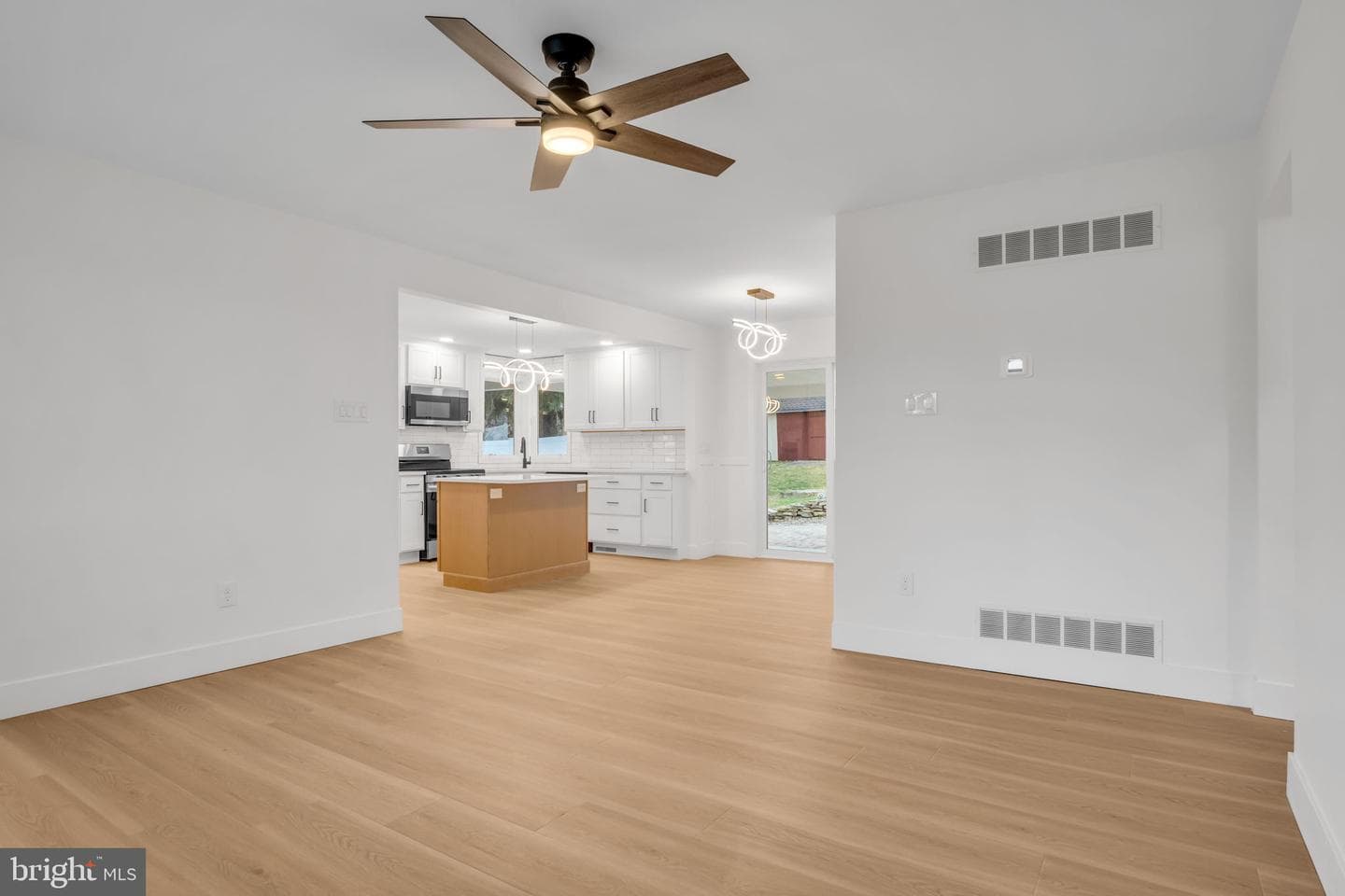 7 Crescent Drive photo 11