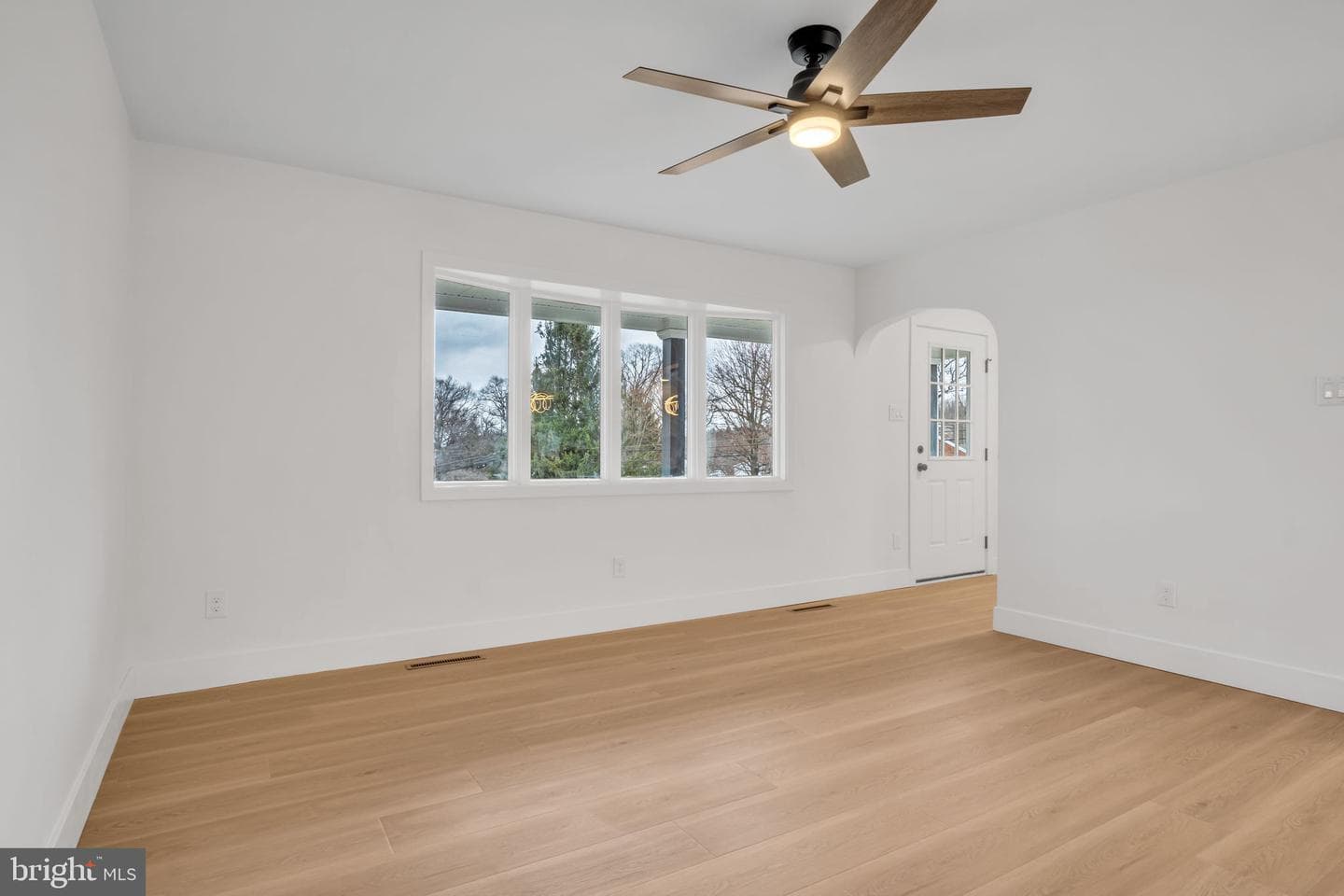 7 Crescent Drive photo 13
