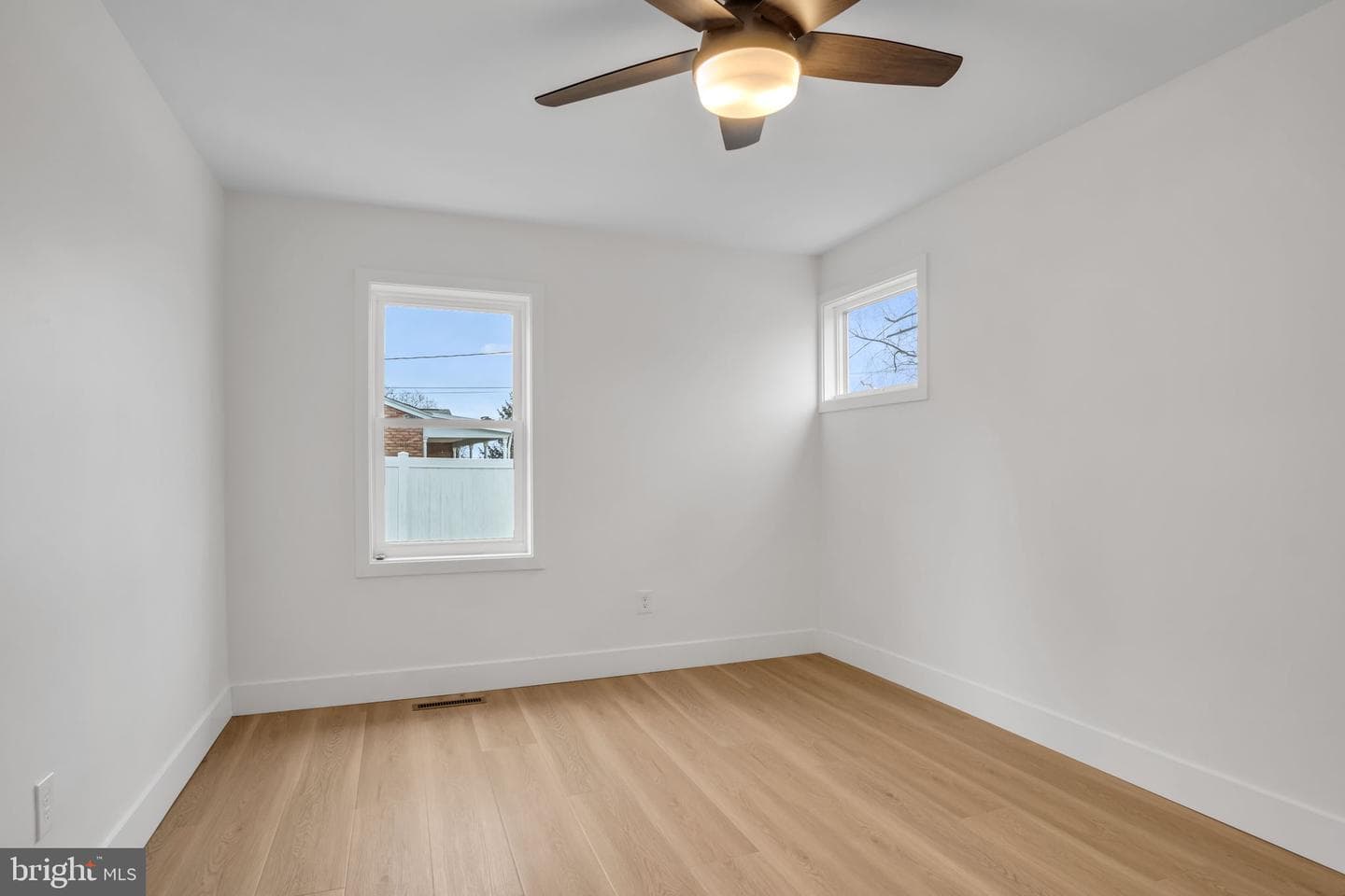 7 Crescent Drive photo 14