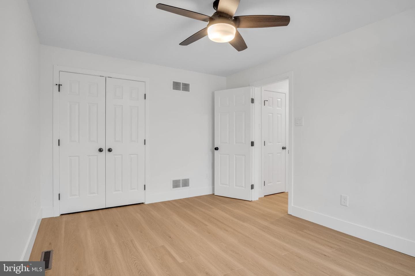 7 Crescent Drive photo 16