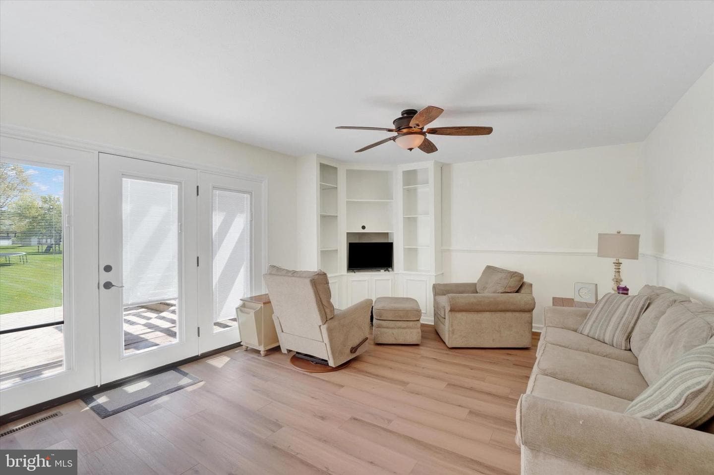 1190 Cherimoya Street photo 20