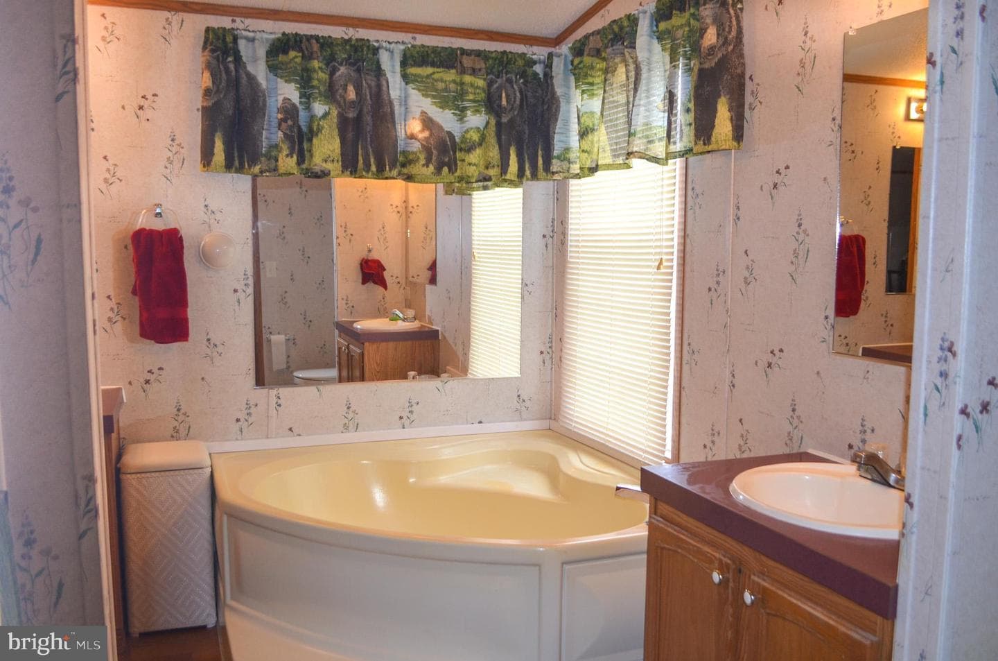252 James Way photo 21