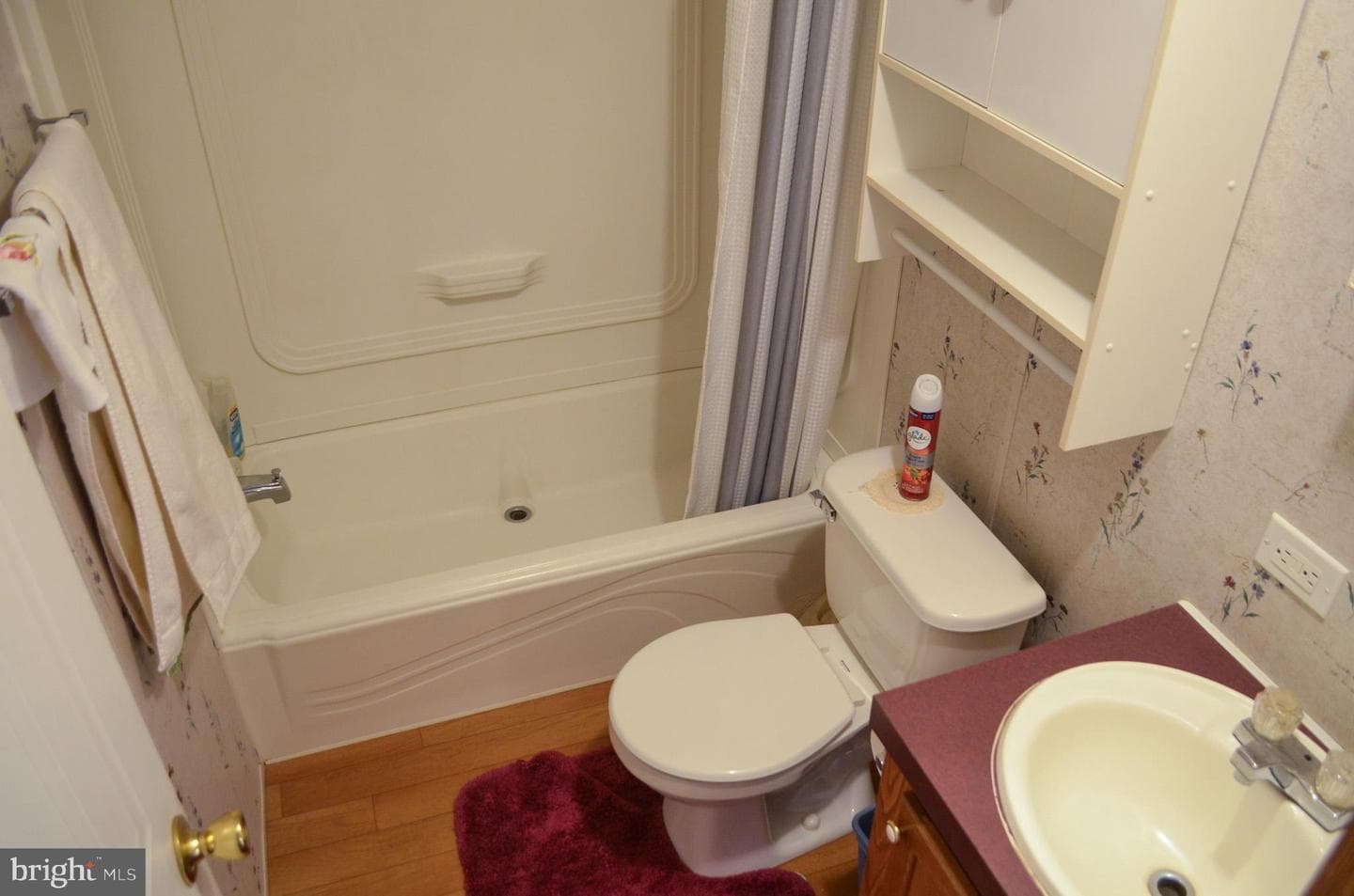 252 James Way photo 26