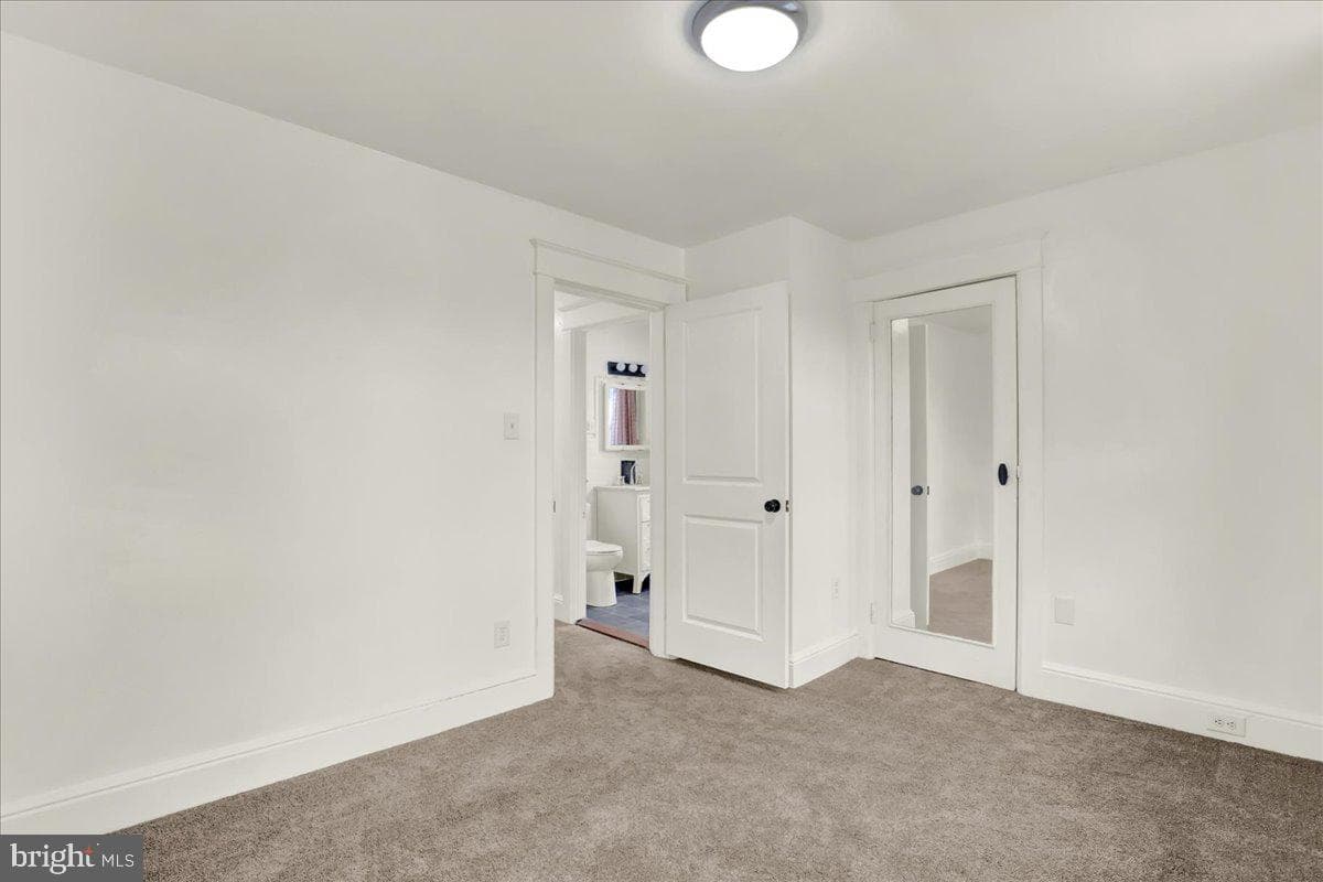 939 Wayne Avenue photo 23