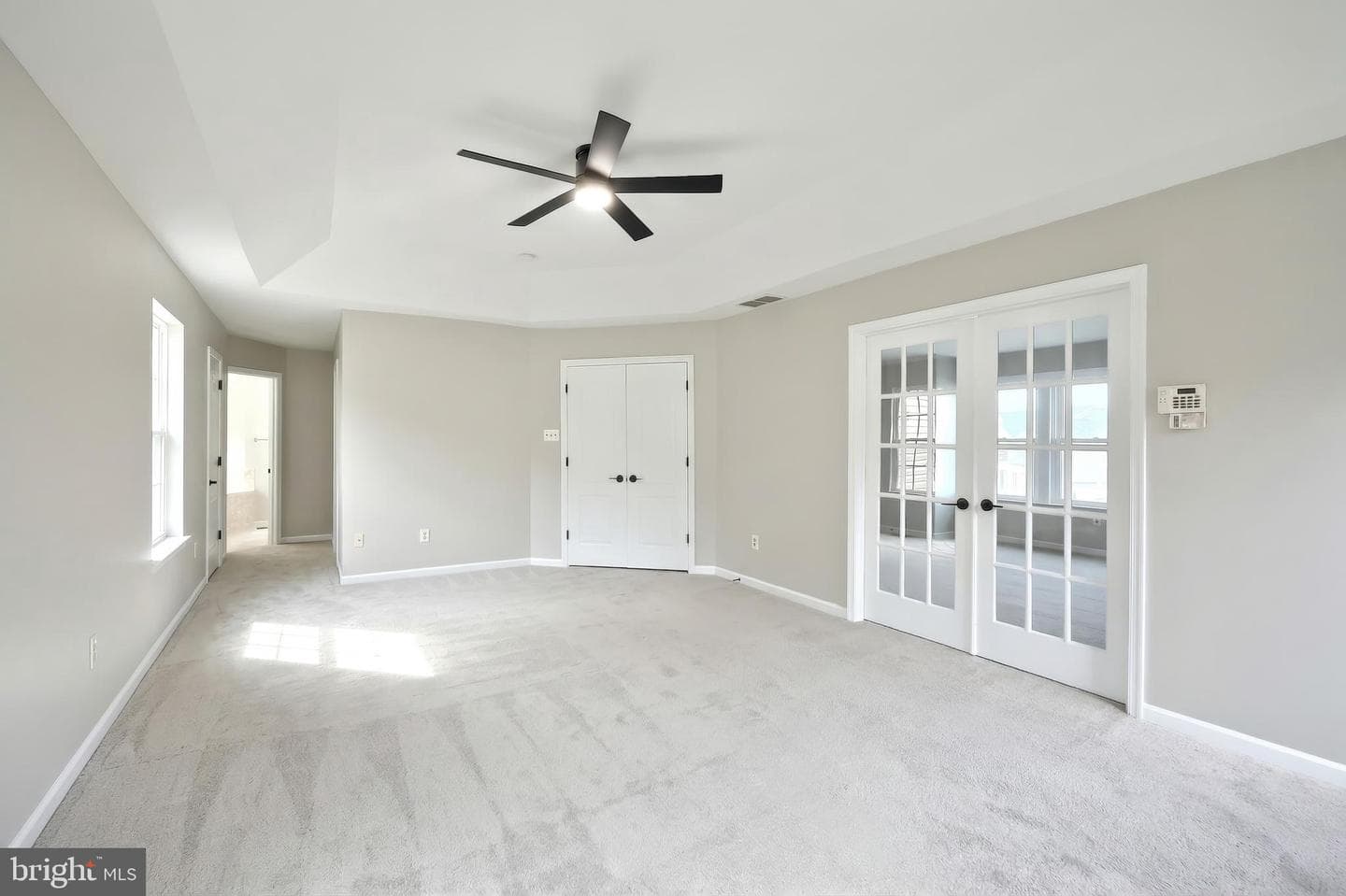 735 Clydesdale Drive photo 41