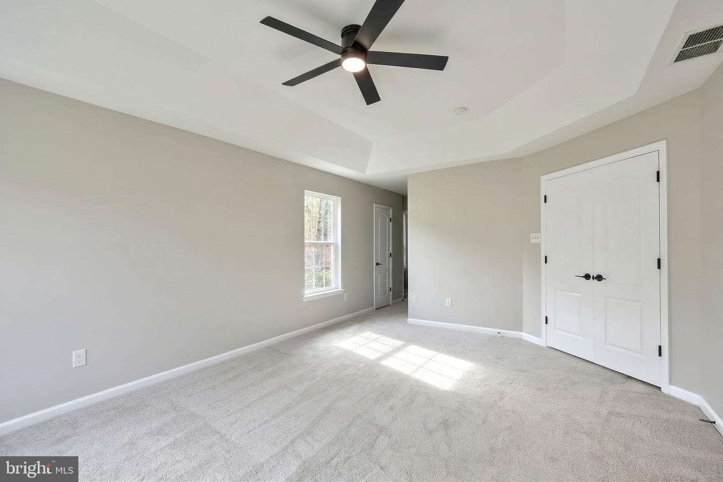 735 Clydesdale Drive photo 42