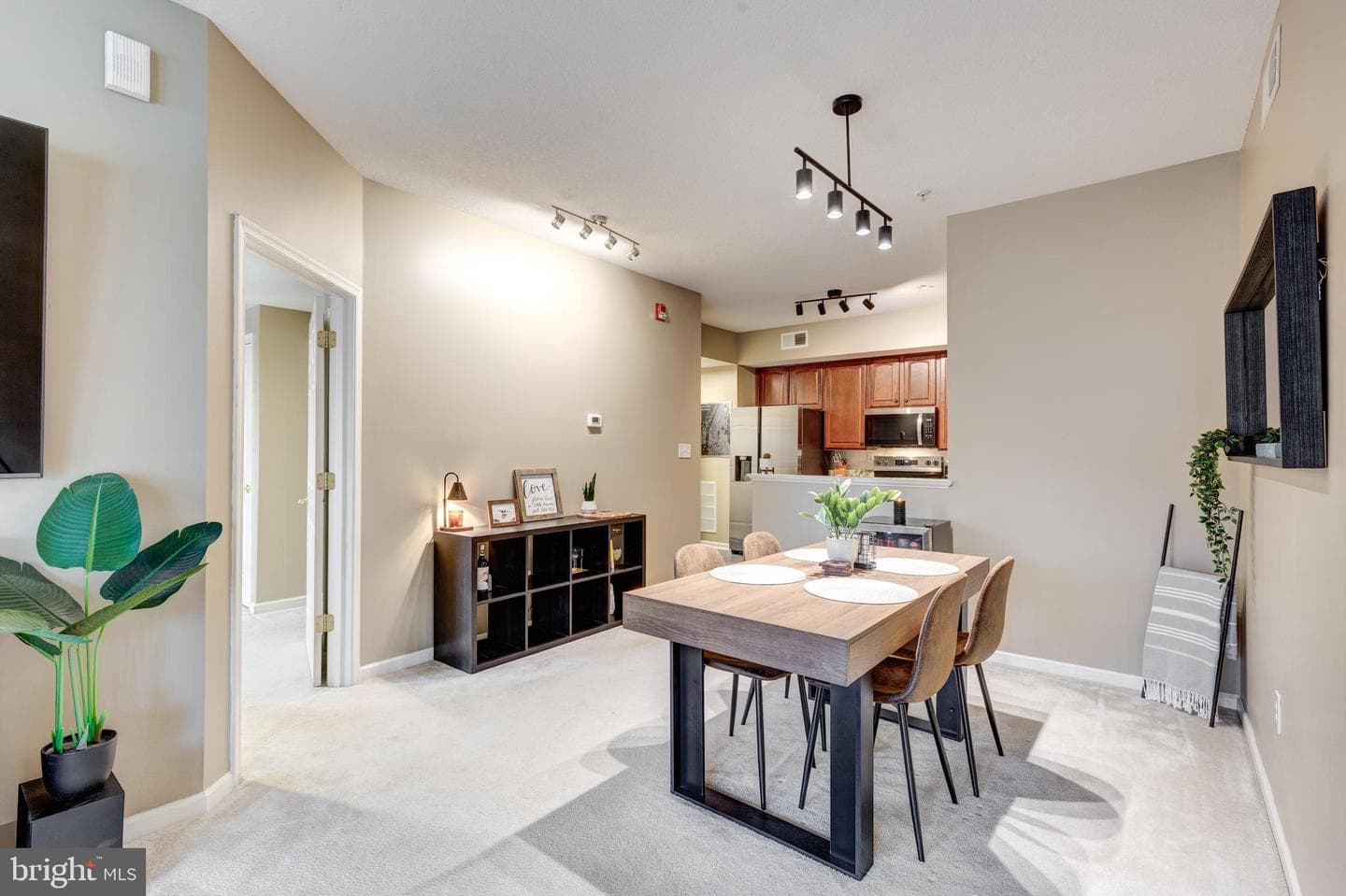 304 N Marshview Road #304 photo 8