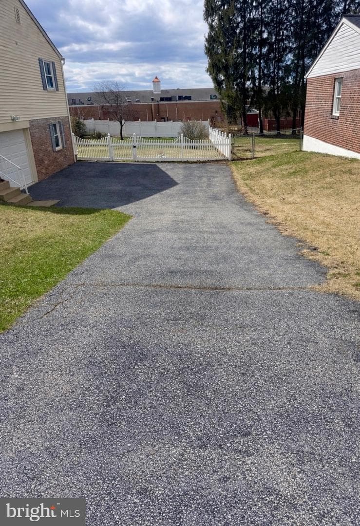 38 Covington Drive photo 4