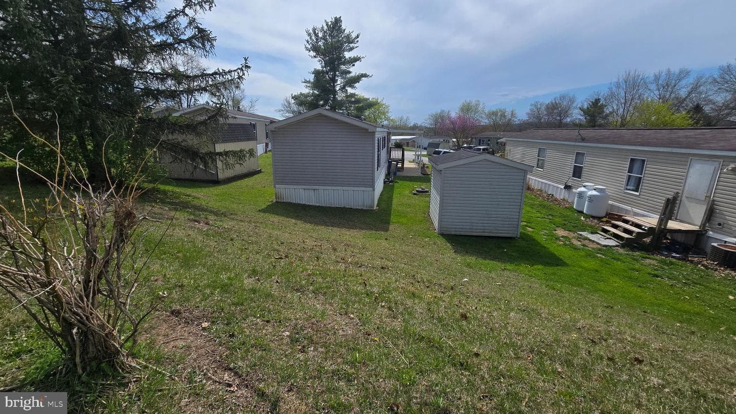 116 Walmar Mnr Manor photo 19