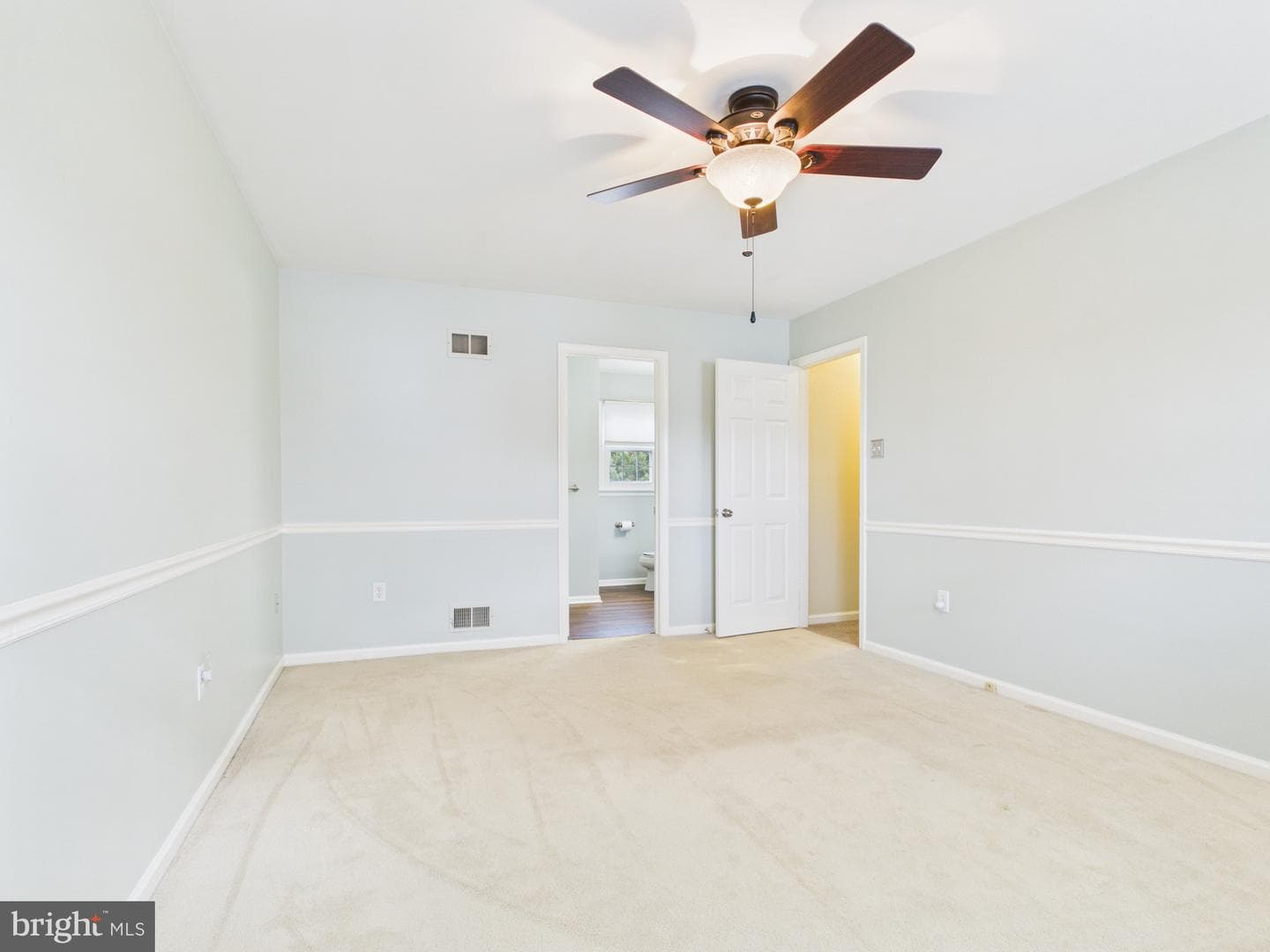 359 Kirkham Drive photo 32
