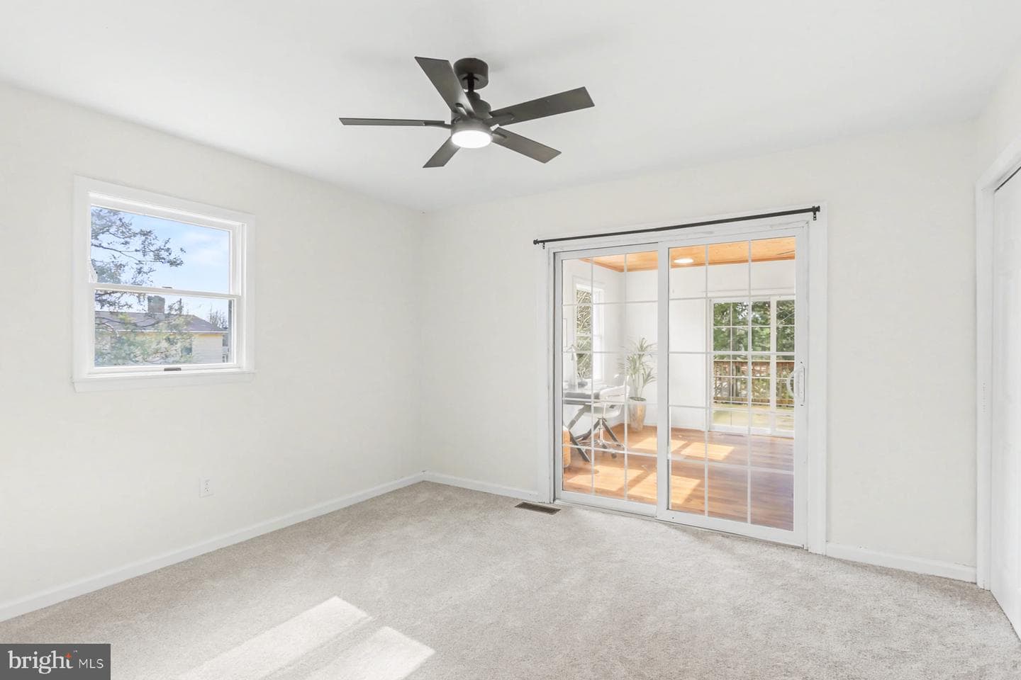12 Locust Street photo 15