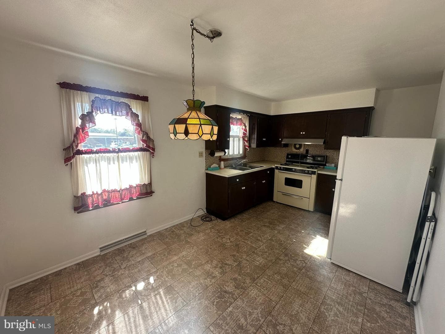 316 Moul Avenue photo 9