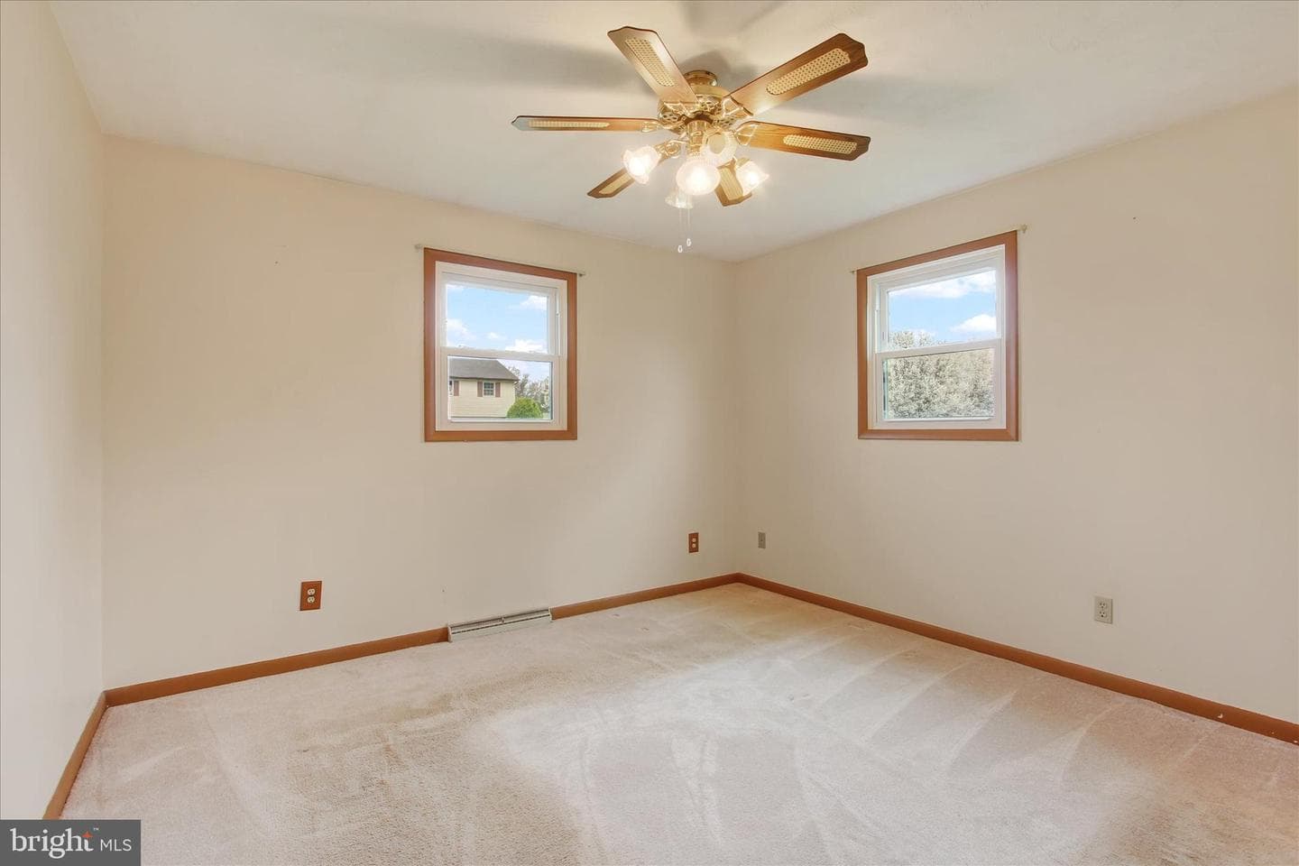 233 Lena Drive photo 21