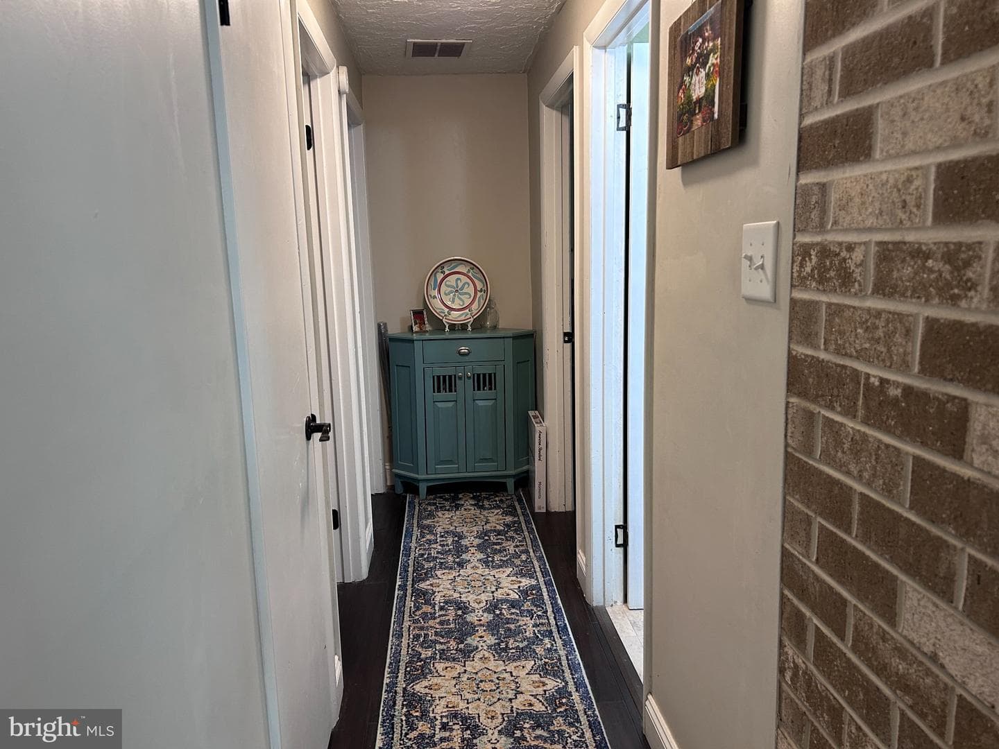 470 Park Street photo 12