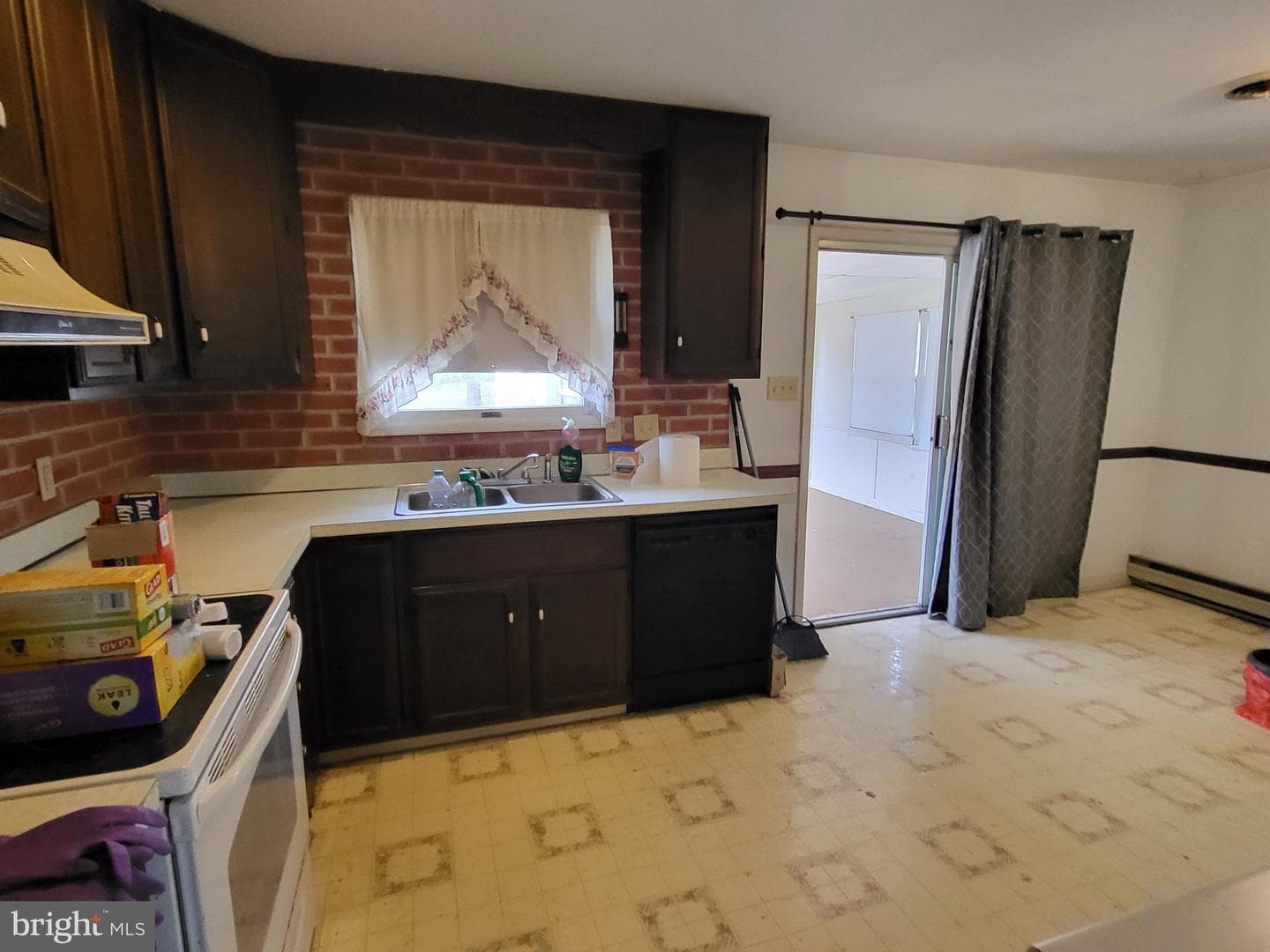 707 Wyndamere Road photo 8