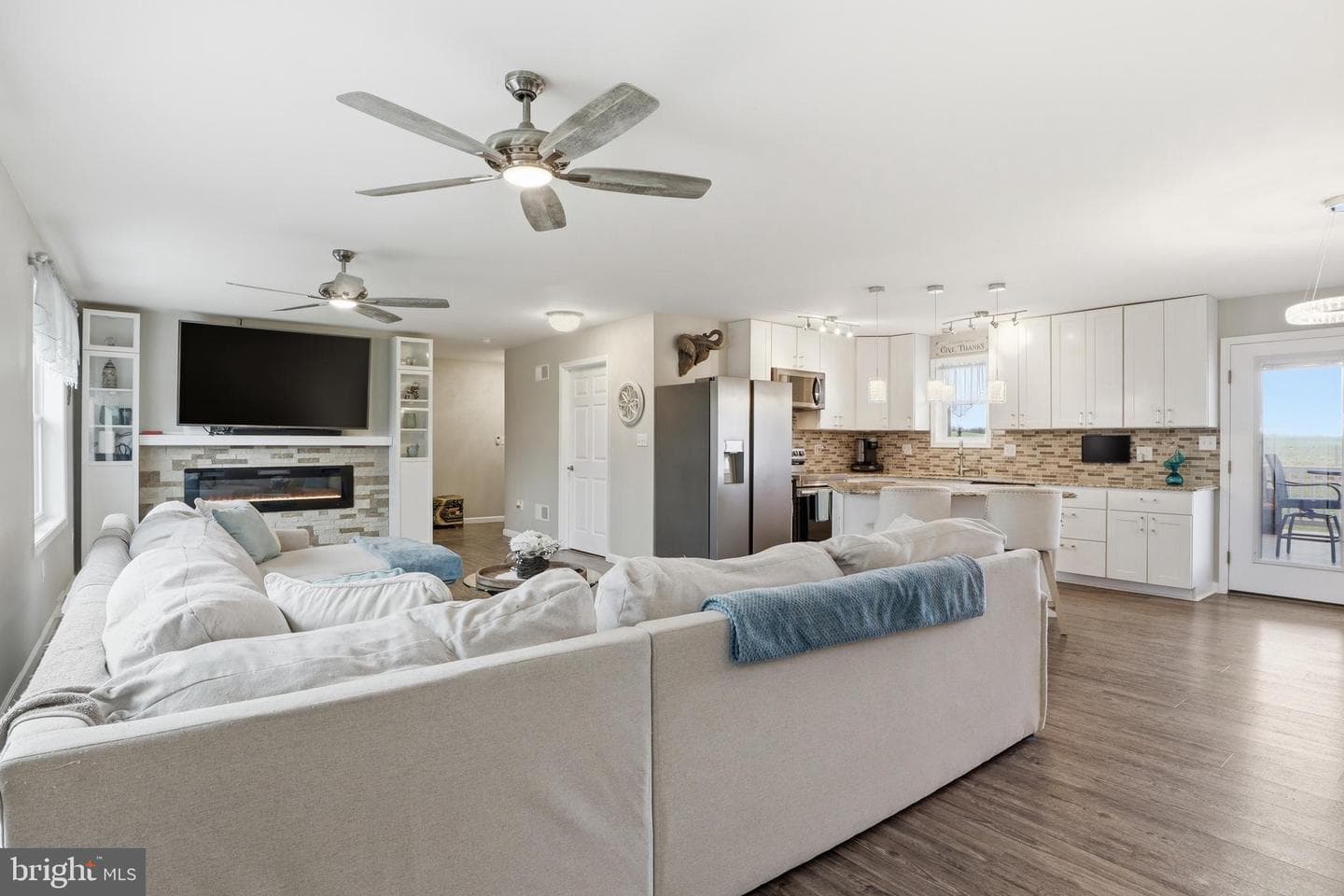 1025 White Oak Road photo 6