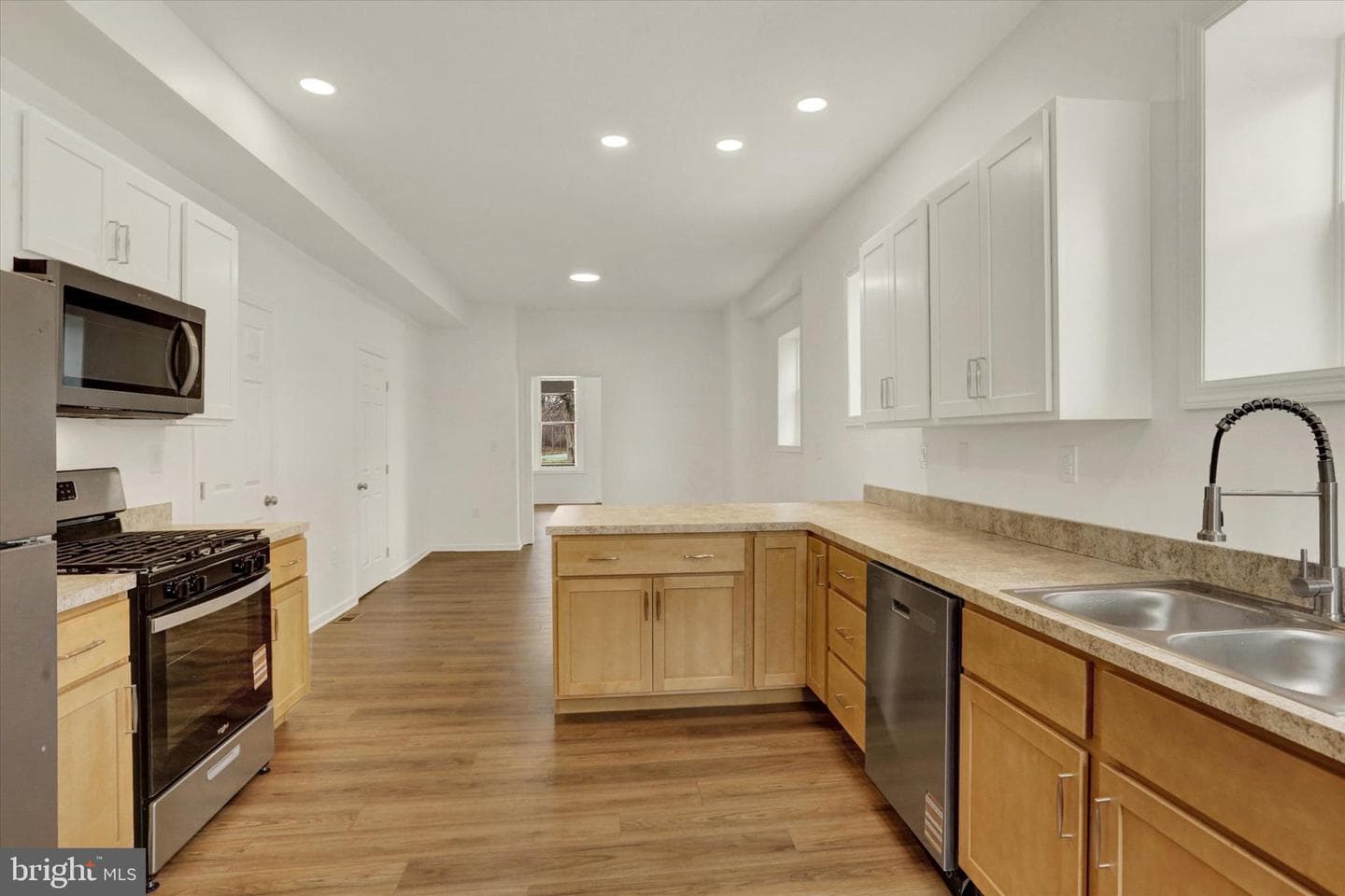116 Lafayette Street photo 15