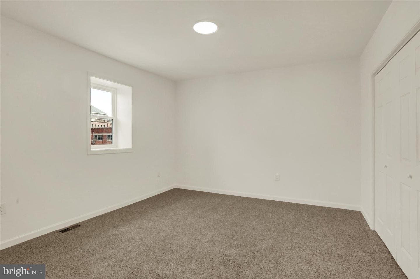 116 Lafayette Street photo 24