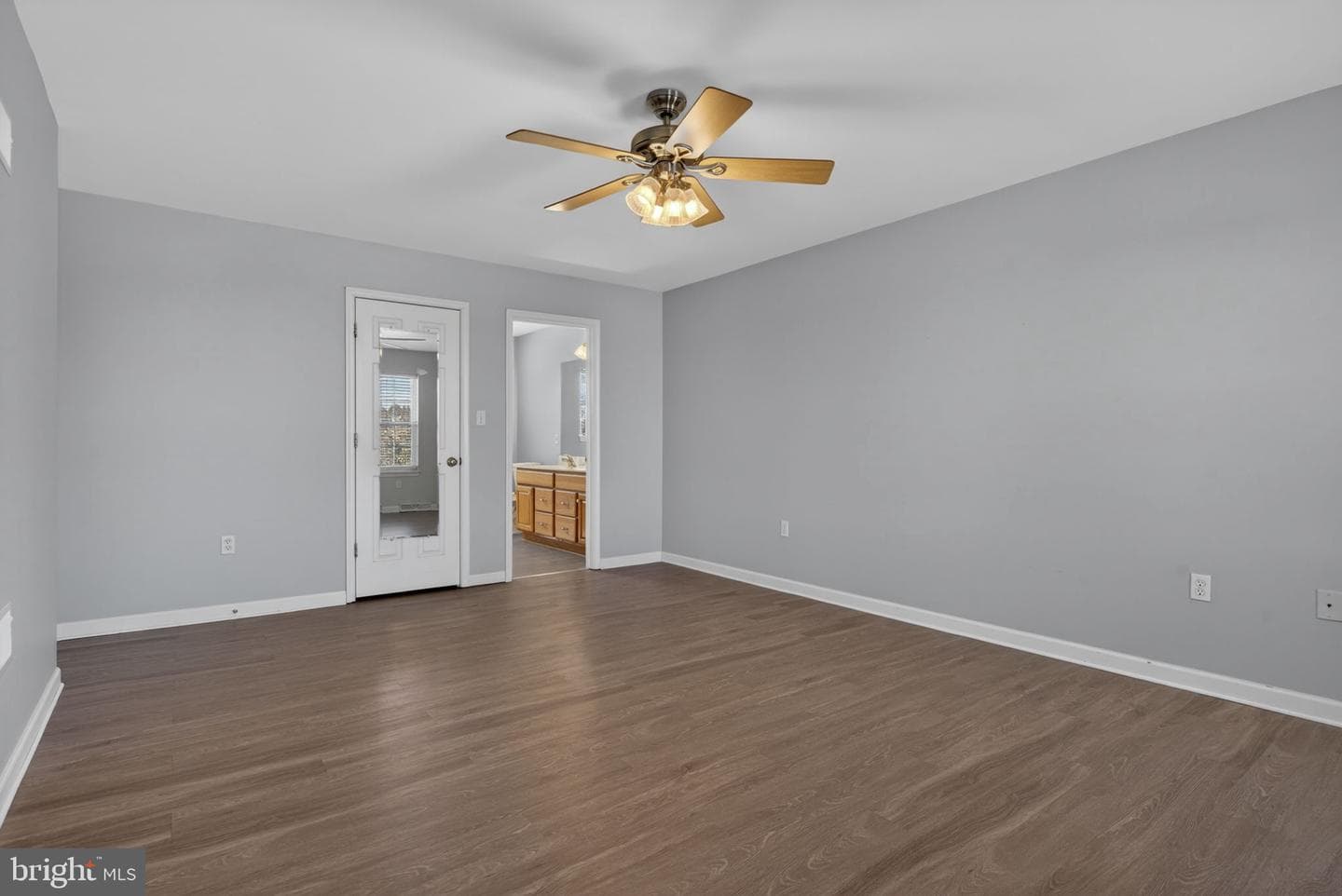 212 Sunset Circle photo 25
