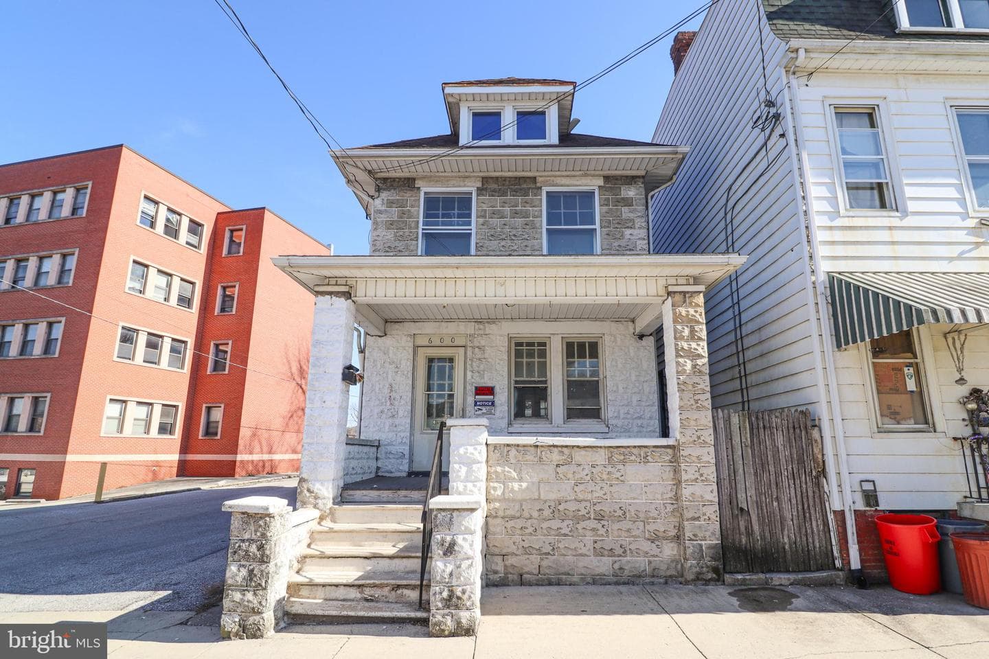 600 W College Avenue, York