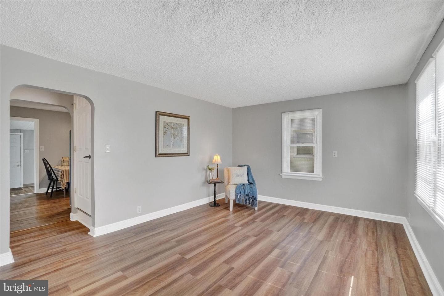 1423 Filbert Street photo 3