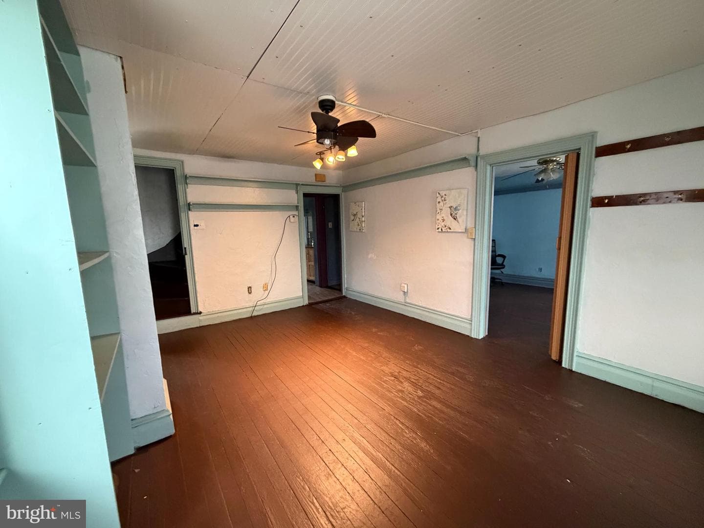 246 Locust Street photo 10