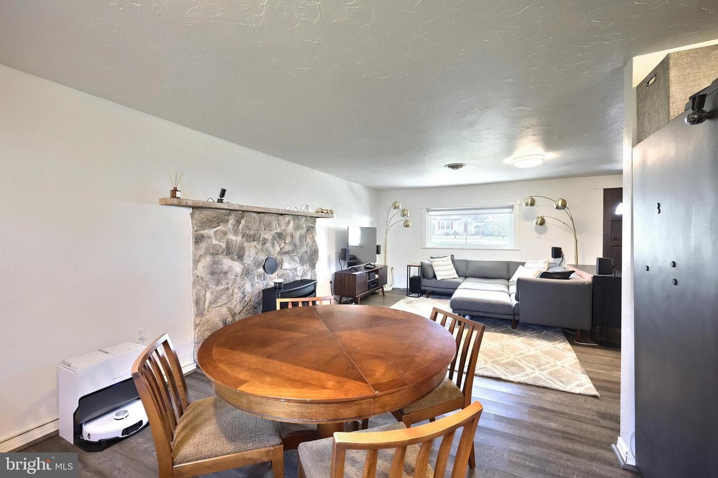 776 Church Road photo 10
