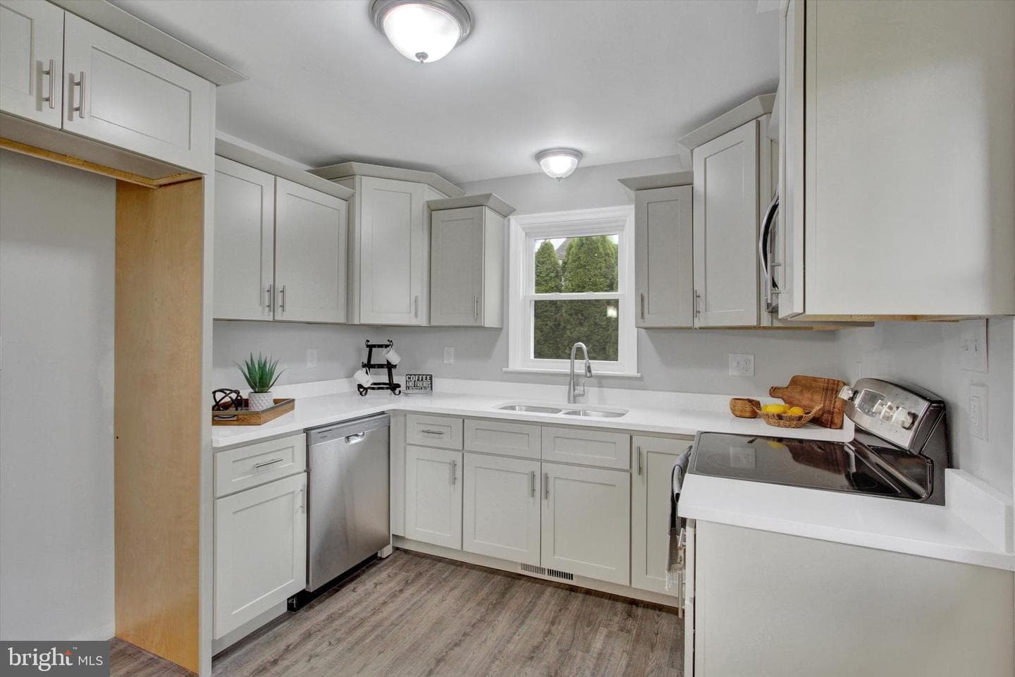 115 Sherman Street photo 11