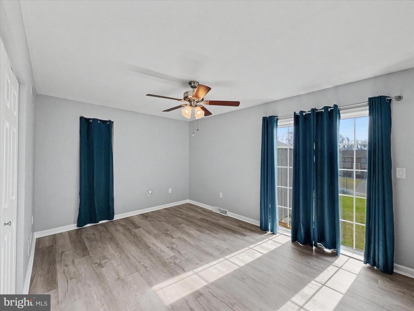 122 Overview Circle E photo 9