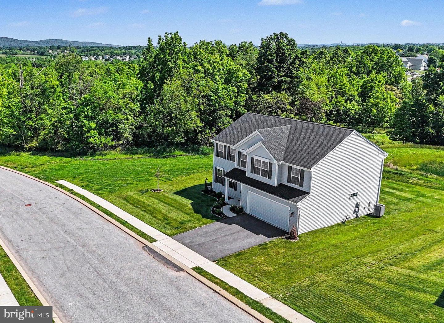 3660 Pebble Run Drive, Dover