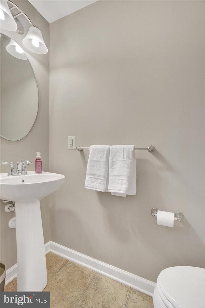 1244 Elderslie Lane photo 25