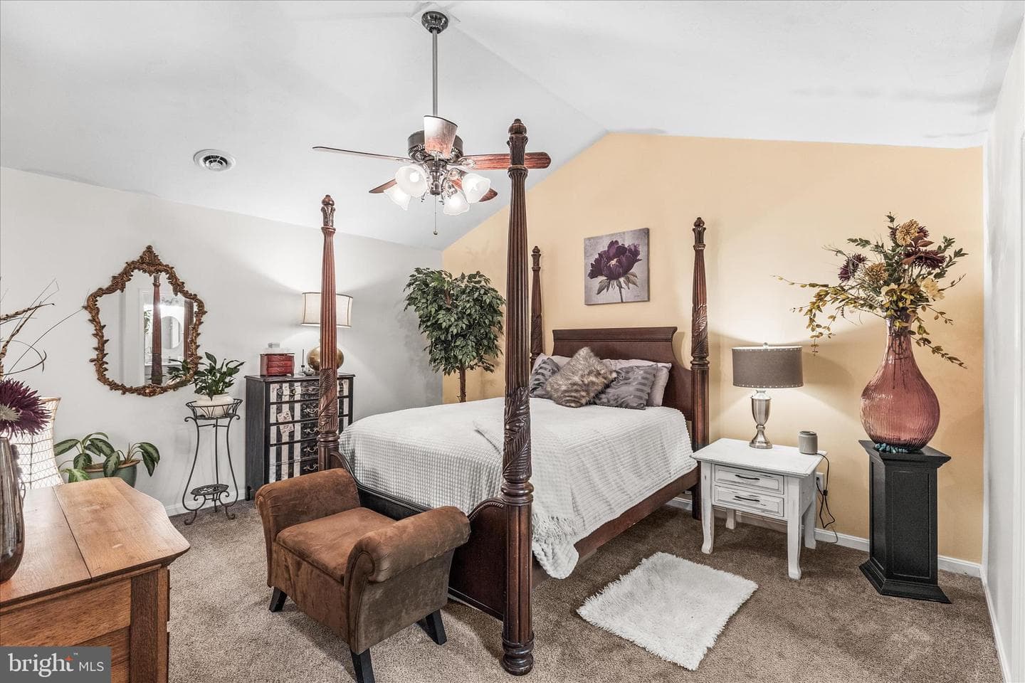 813 W Middle Street photo 15